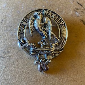 Gang Warily Clan Kilt Scotland Crest Pin Badge